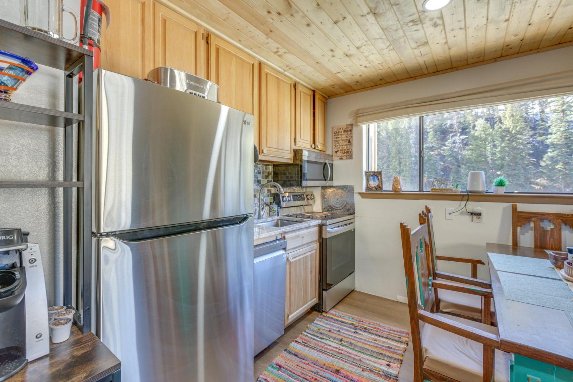 Ski-In Red River Retreat Balcony, Mountain Views! Exterior foto